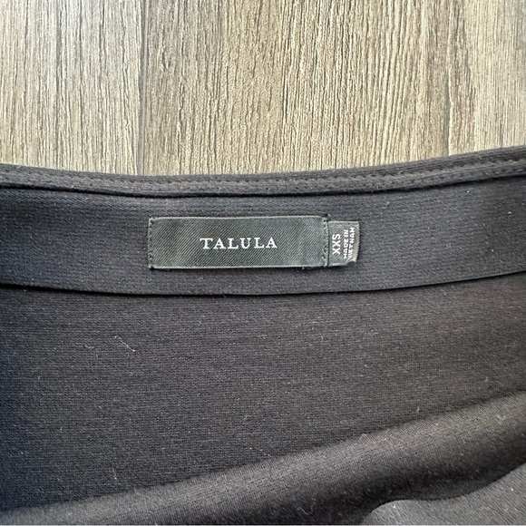 Aritzia Talula Black Tulip Women's Skirt XXS (0-2) - Picture 3 of 9